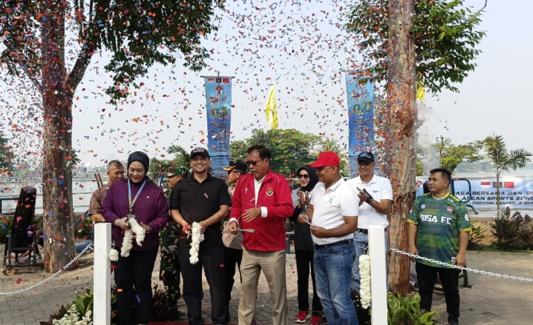 Hibahan Kemenpora, Fasilitas Fitness Outdoor di  Situ Cipondoh Gratis Digunakan