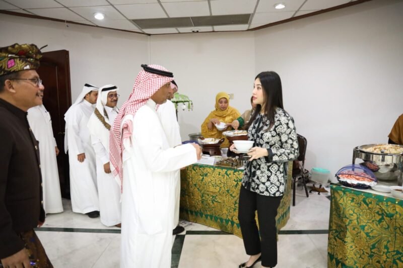 Wamenparekraf Ajak Pengusaha Arab Saudi Tanamkan Investasi di Sektor Parekraf Indonesia