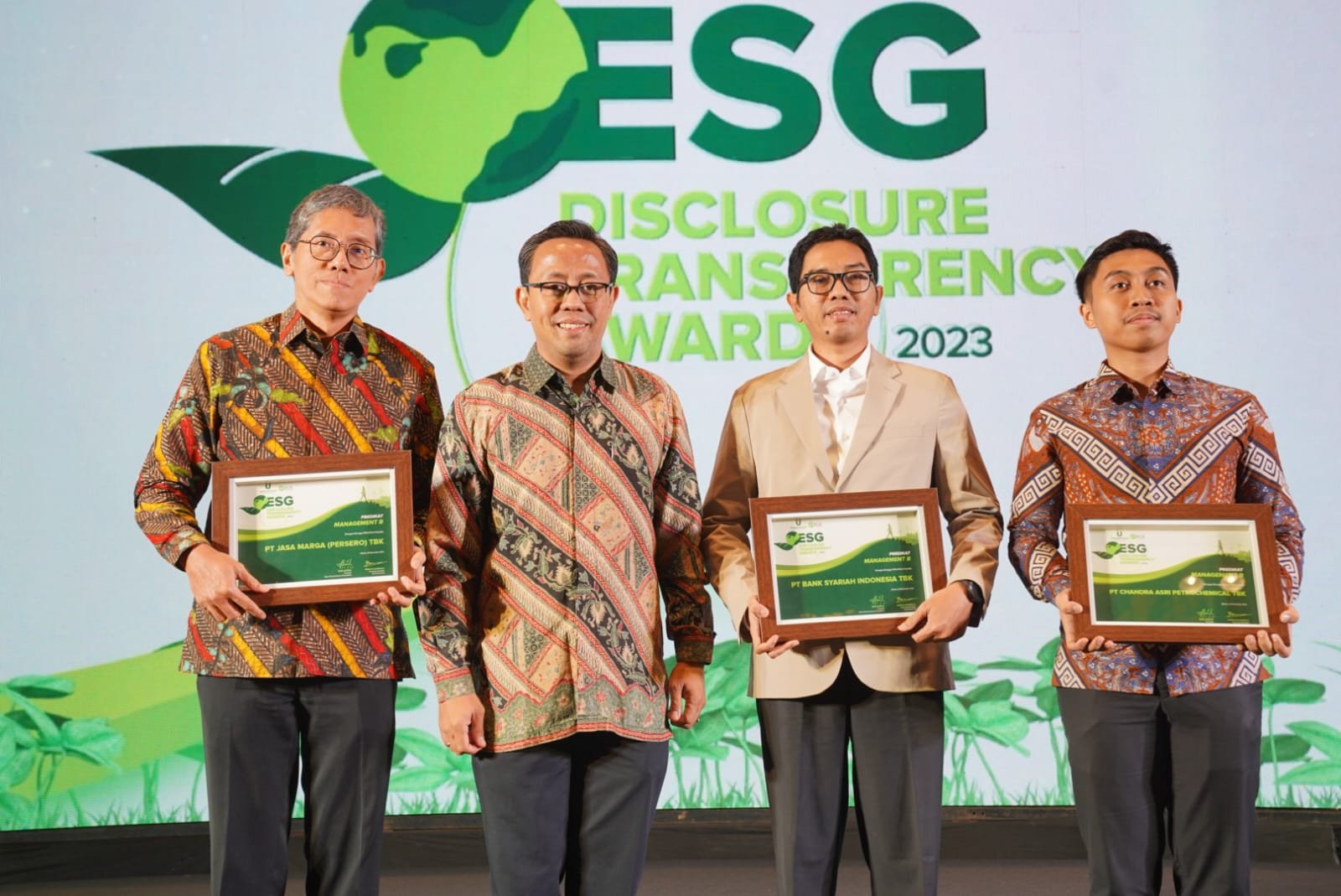 Jasa Marga Raih Penghargaan Predikat Management B di Ajang ESG Disclosure Transparency Awards 2023