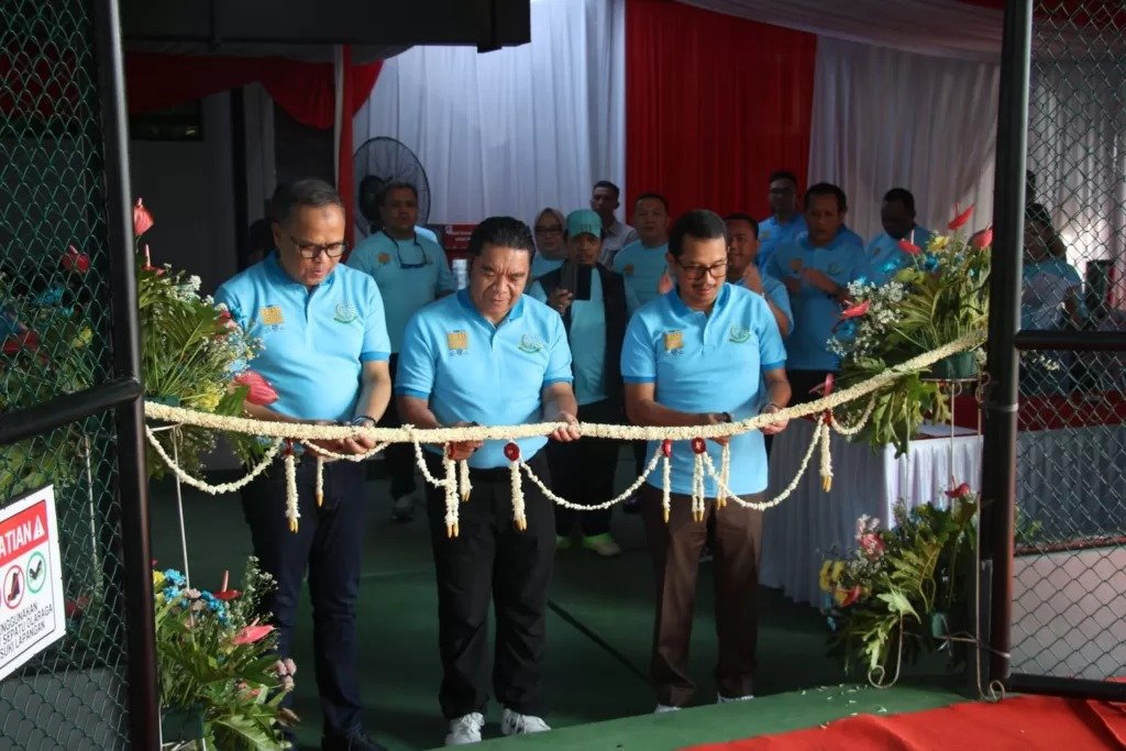 Lapangan Tenis Indoor Kejaksaan Tinggi Banten diresmikan, Pj Gubernur Banten : ASN harus berprestasi