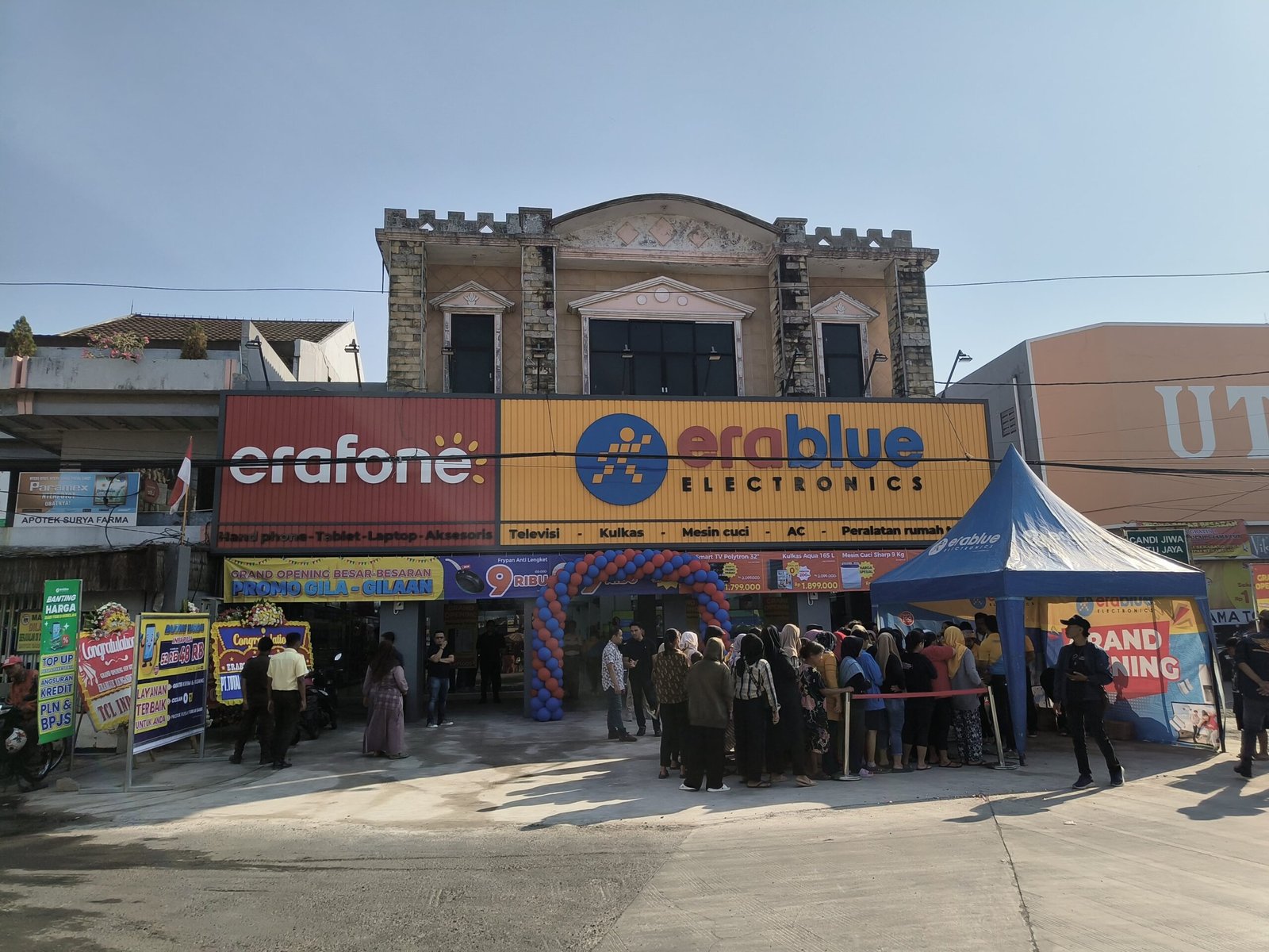 Erablue hadir di Karawang, penuhi kebutuhan consumer electronics pelanggan setia