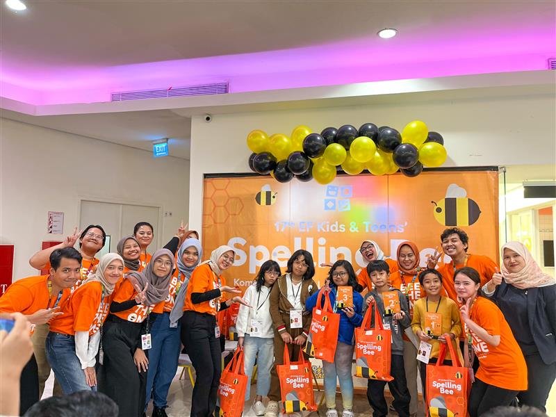 EF Kids & Teens sukses gelar kompetisi regional ‘Spelling Bee’ di 36 kota di Indonesia