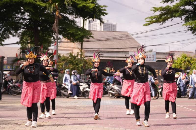 Meriah! HUT ke-32 Kota Tangerang di Kecamatan Pinang Dimeriahkan Lomba Tari Kreasi dan Baca Puisi