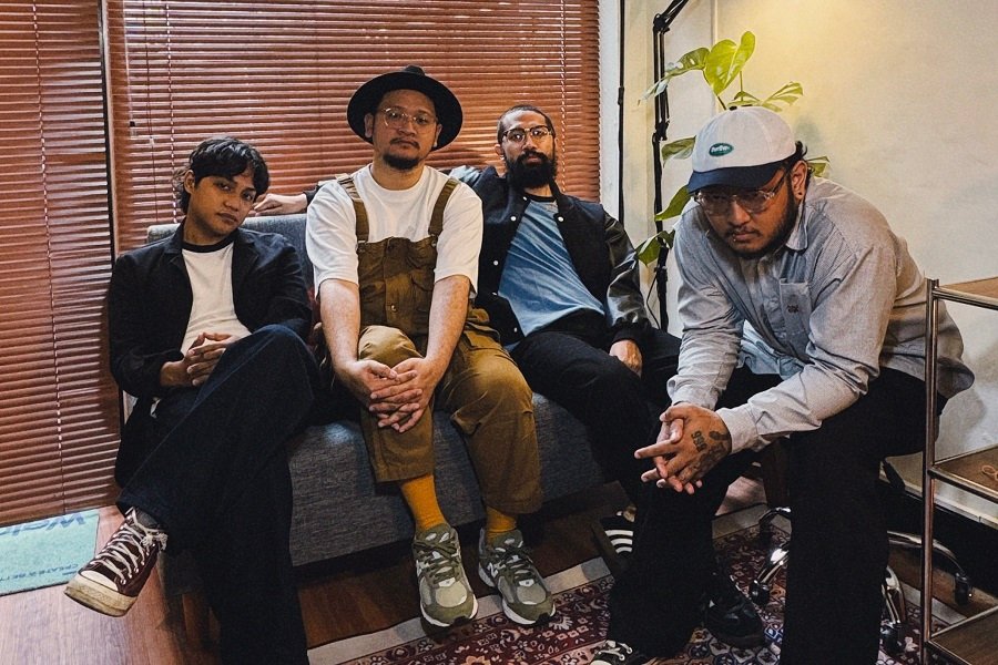 Unit Rock Asli Surabaya, The People of the Sun (POTS) Kolaborasi Bareng Naykilla di Single “Two Tickets”