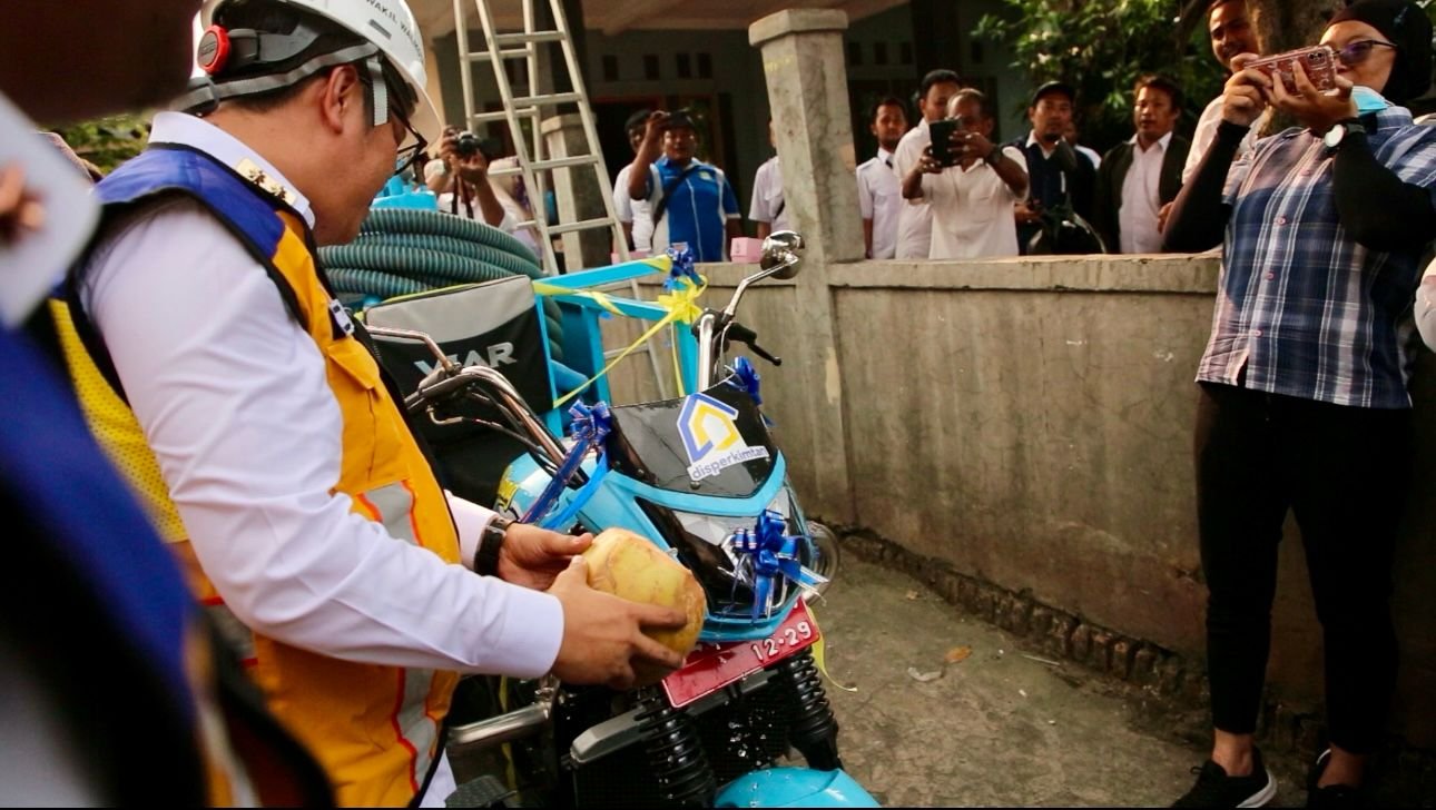 Bolang Meluncur! Pemkot Tangerang Layani Sedot Tinja Sampai ke Gang Sempit