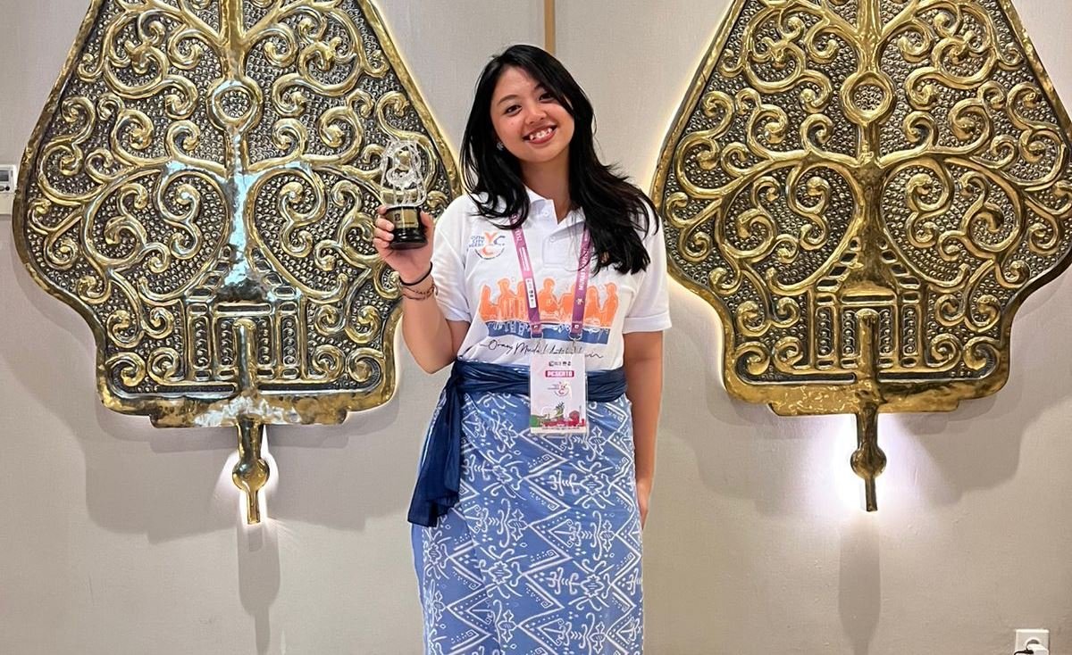 Nadira dari Tangsel Raih Best Delegates YCC 2025 dan Sampaikan Aspirasi di Munas APEKSI Nadira dari Tangsel Raih Best Delegates YCC 2025 dan Sampaikan Aspirasi di Munas APEKSI