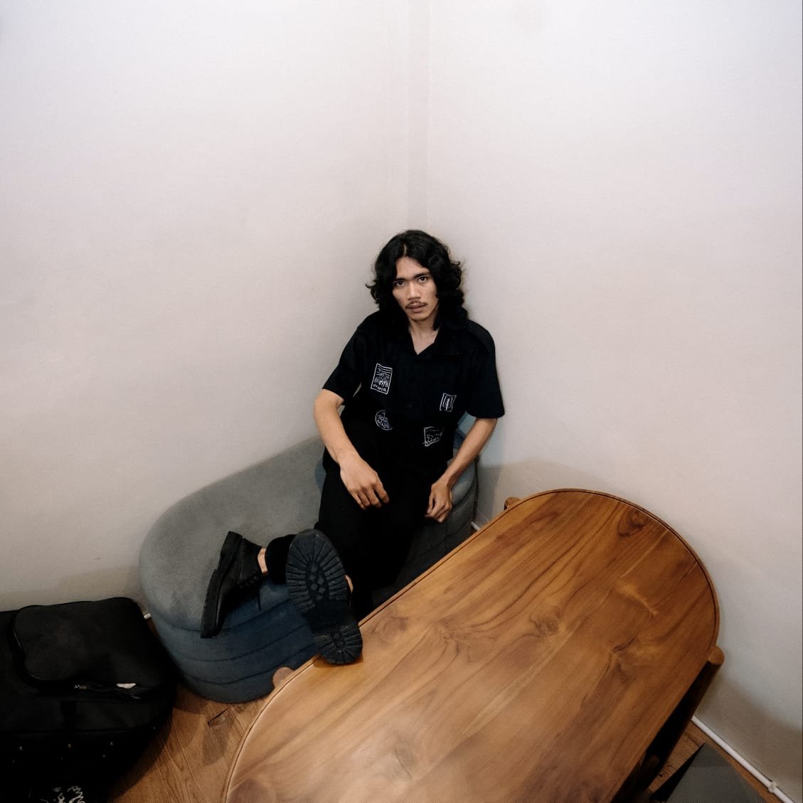 AMIS, Penyanyi Penerus Iwan Fals Rilis Single “Local Wisdumb” AMIS, Penyanyi Penerus Iwan Fals Rilis Single “Local Wisdumb”