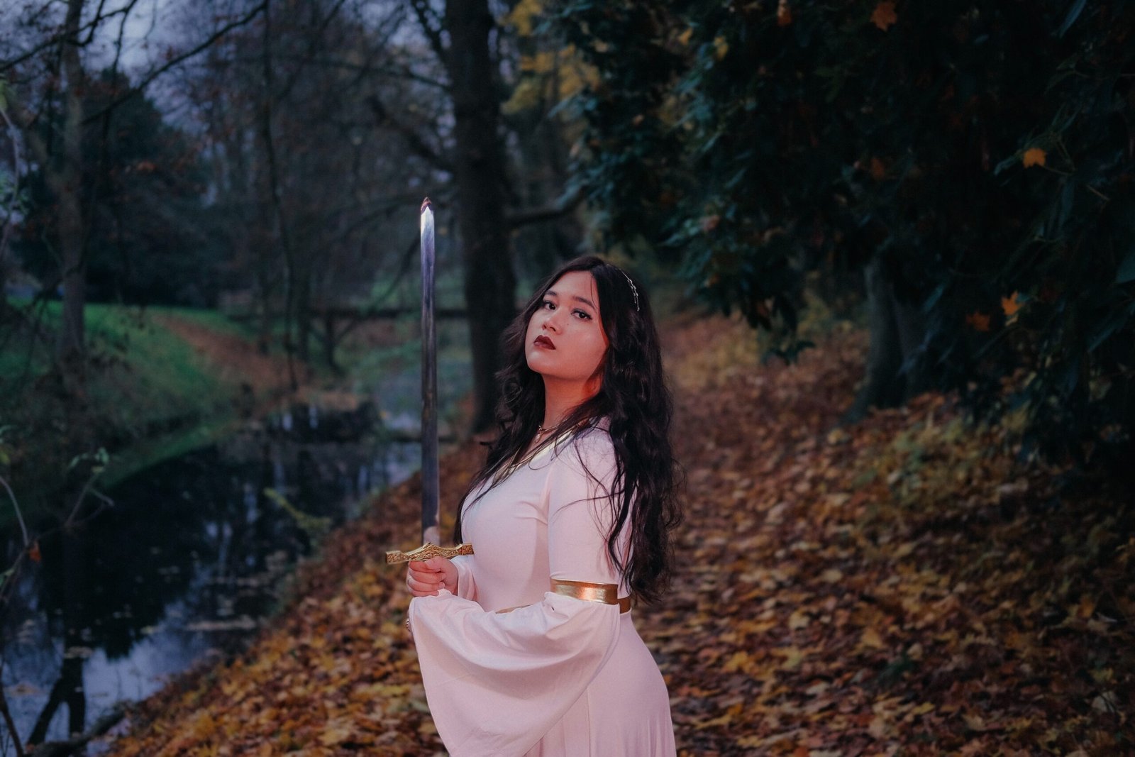 Kamila Batavia Merilis EP Perdana “The Scent of Camellias” Kamila Batavia Merilis EP Perdana “The Scent of Camellias”