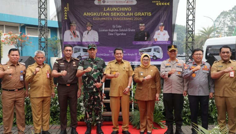 Pemkab Tangerang Luncurkan Uji Coba Angkutan Sekolah Gratis Pemkab Tangerang Luncurkan Uji Coba Angkutan Sekolah Gratis