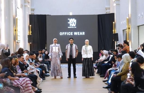 Jakarta Muslim Fashion Week (JMFW) 2026 Ditargetkan Raih Transaksi USD 10 Juta