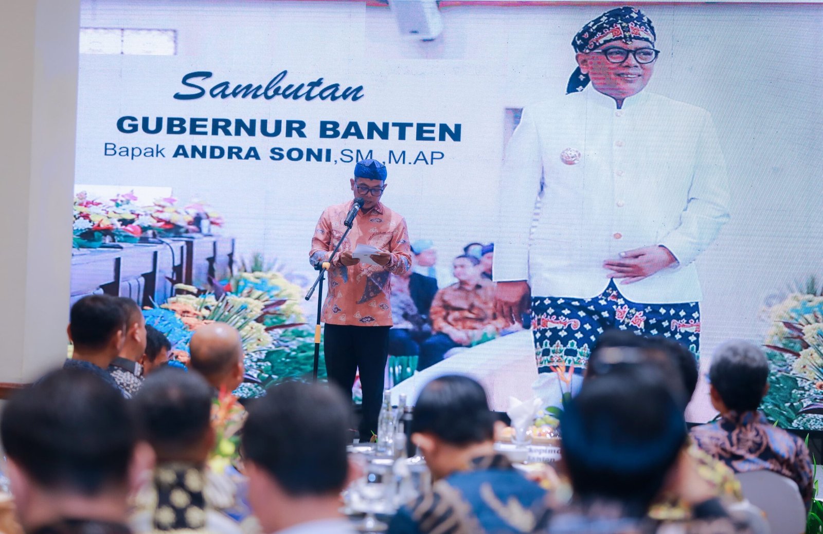 Wali Kota Tangsel Benyamin Raih Penghargaan The Best Transparency Leadership