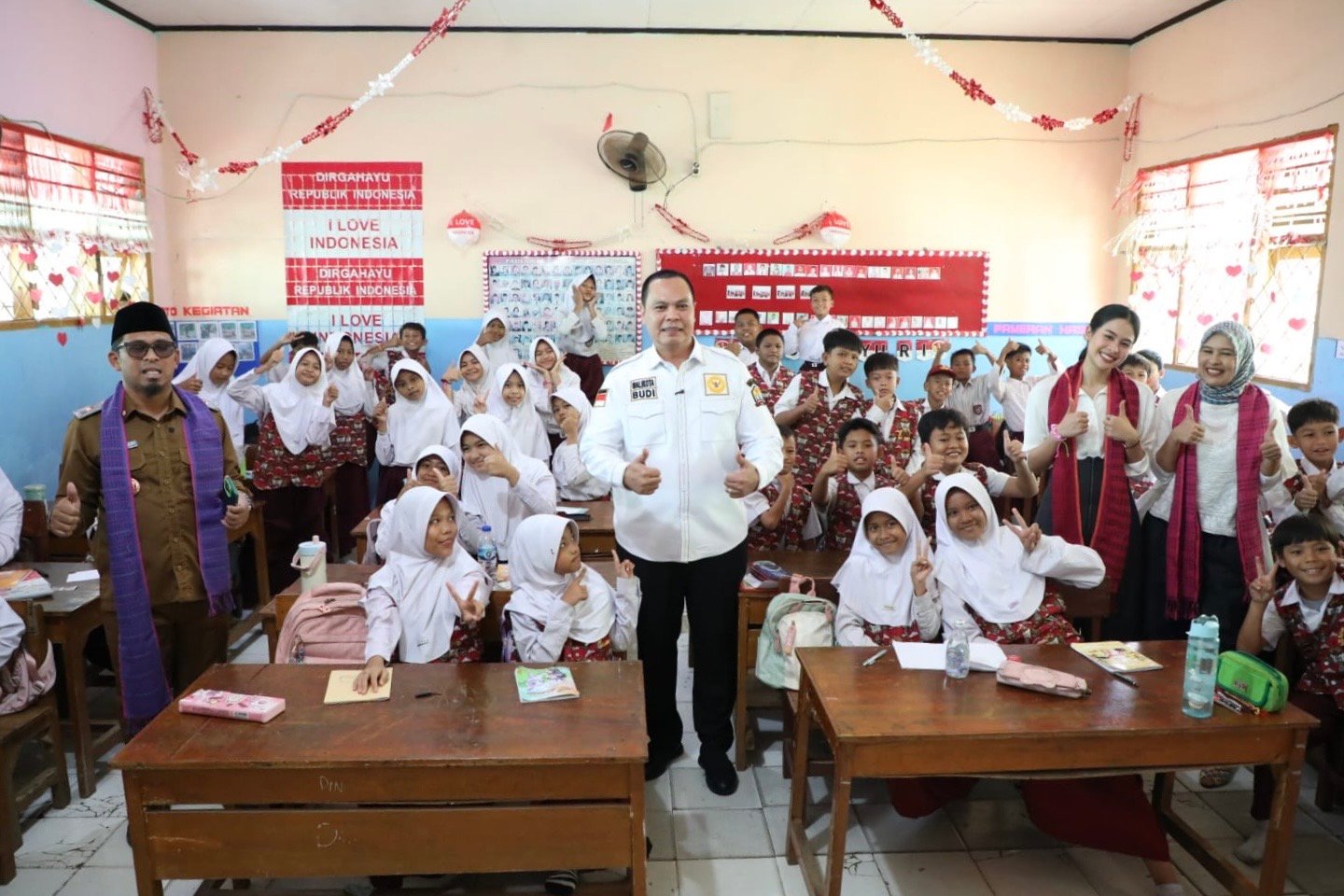 Wali Kota Serang Budi Rustandi Sambut Hangat Teach First Indonesia Wali Kota Serang Budi Rustandi Sambut Hangat Teach First Indonesia