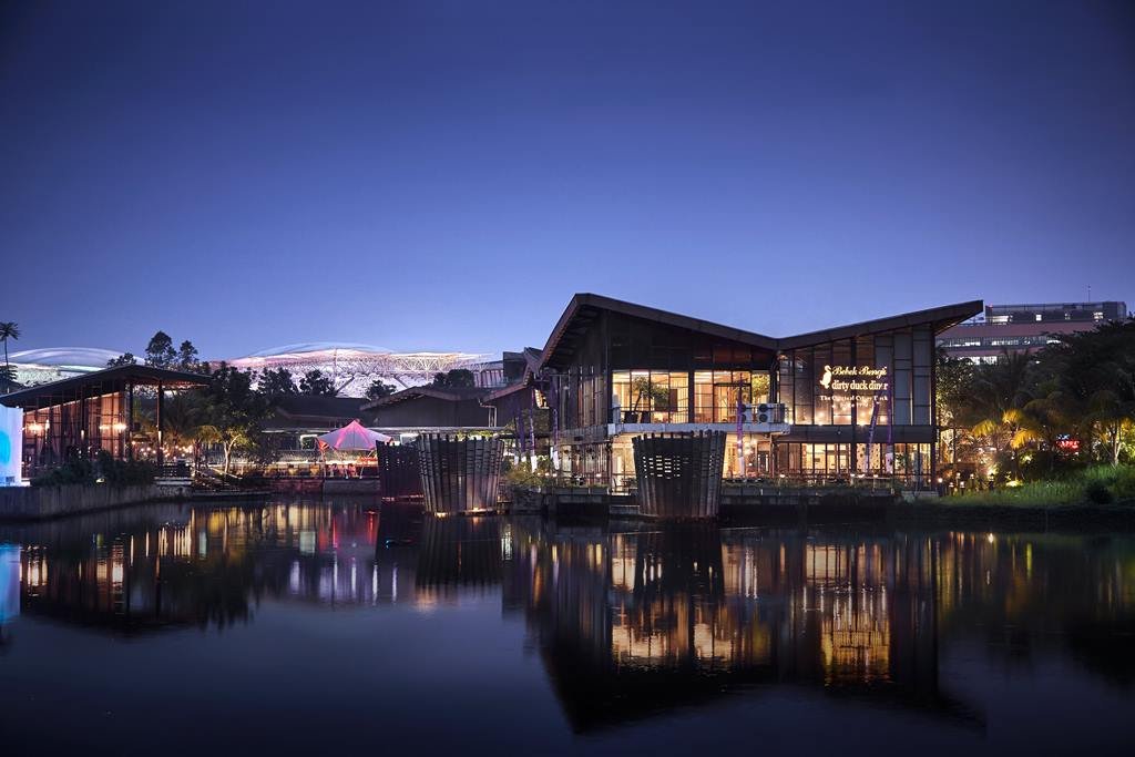 Juicy Luicy Meriahkan Malam Tahun Baru 2026 di The Breeze BSD City, Hadirkan Pertunjukan Musik Hingga Laser Show Juicy Luicy Meriahkan Malam Tahun Baru 2026 di The Breeze BSD City, Hadirkan Pertunjukan Musik Hingga Laser Show