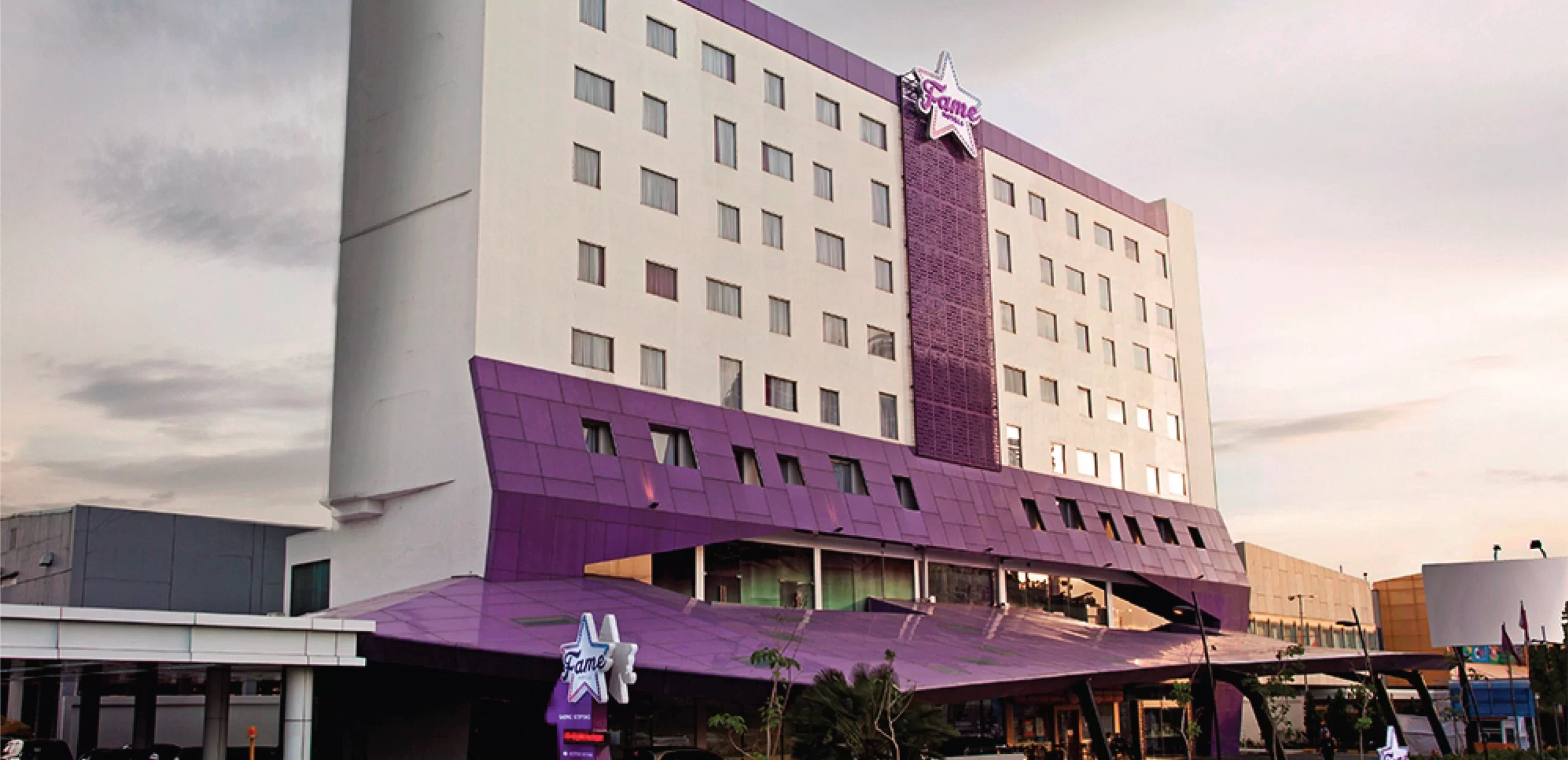 Fame Hotel Gading Serpong Hadirkan “Famous People Feast”