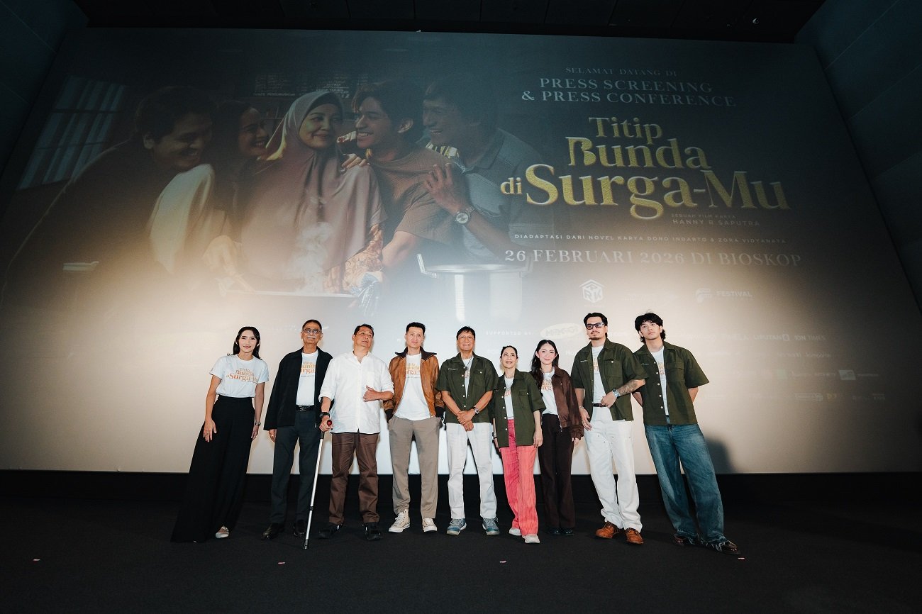 Isak Tangis Warnai Gala Premiere Titip Bunda di Surga-Mu Isak Tangis Warnai Gala Premiere Titip Bunda di Surga-Mu