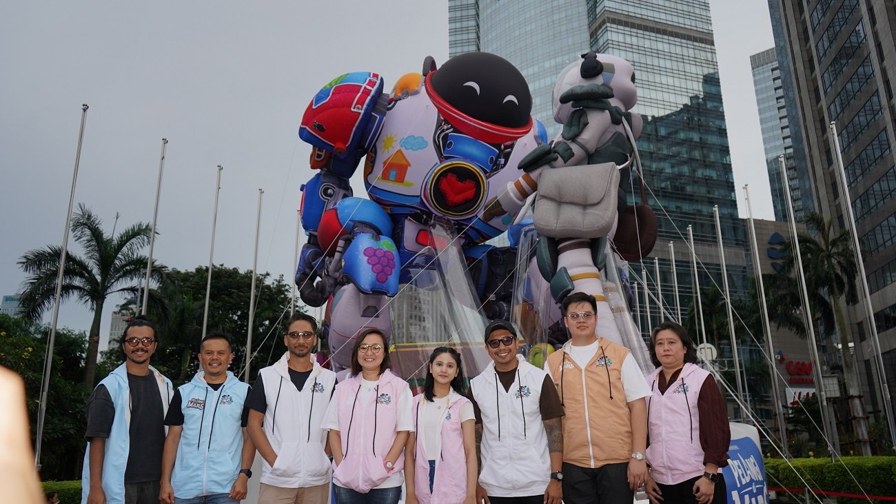 Film Pelangi di Mars “Keliling Langit Indonesia” Lewat Balon Raksasa Jelang Rilis Lebaran 2026 Film Pelangi di Mars “Keliling Langit Indonesia” Lewat Balon Raksasa Jelang Rilis Lebaran 2026