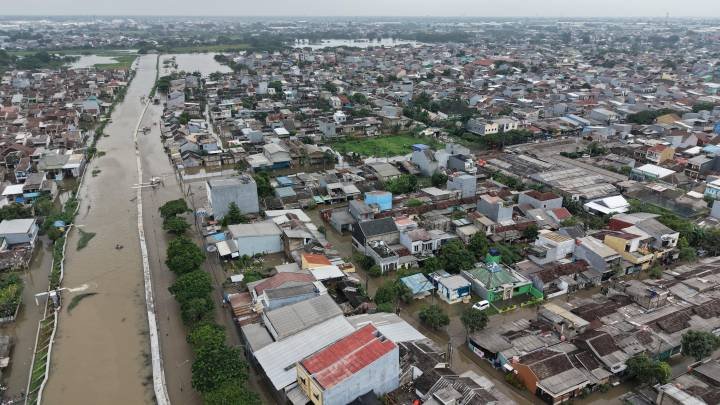 Banjir Genangi Sejumlah Wilayah Kota Tangerang Usai Hujan Deras