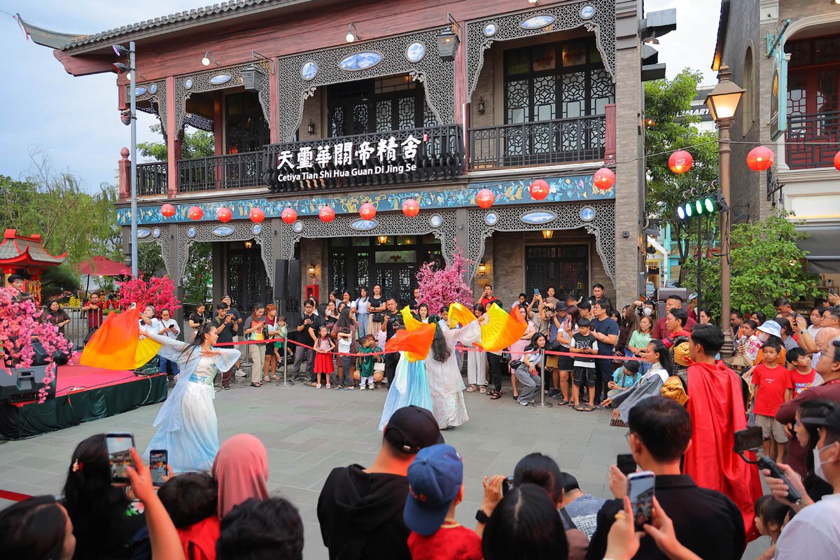 Cap Go Meh di Pantjoran PIK Berlangsung Meriah, Rayakan Harmoni Budaya