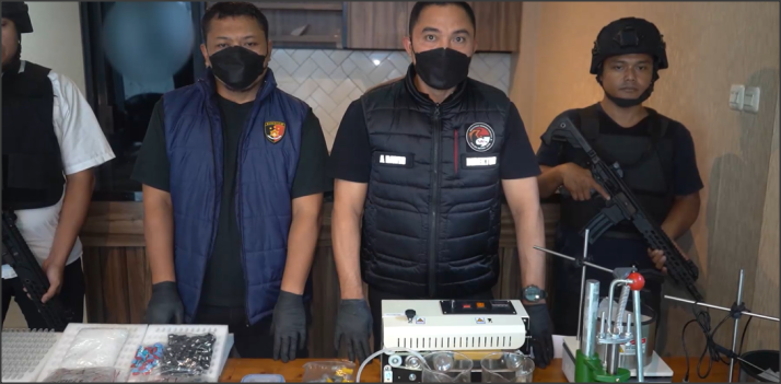 Polda Metro Jaya Ungkap Lab Vape Etomidate di Tangerang