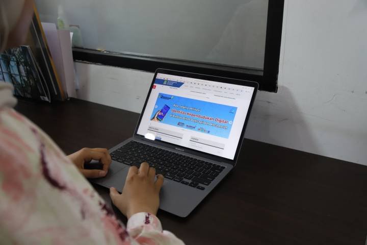 Kurangi Antrean, Disdukcapil Tangerang Maksimalkan Layanan Digital Sobat Dukcapil
