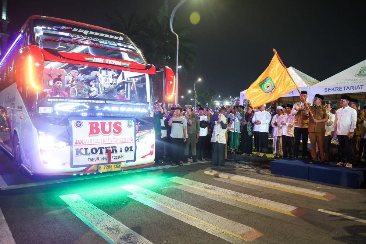 Kloter 01-JKB Kota Tangerang Dilepas Gubernur Andra Soni