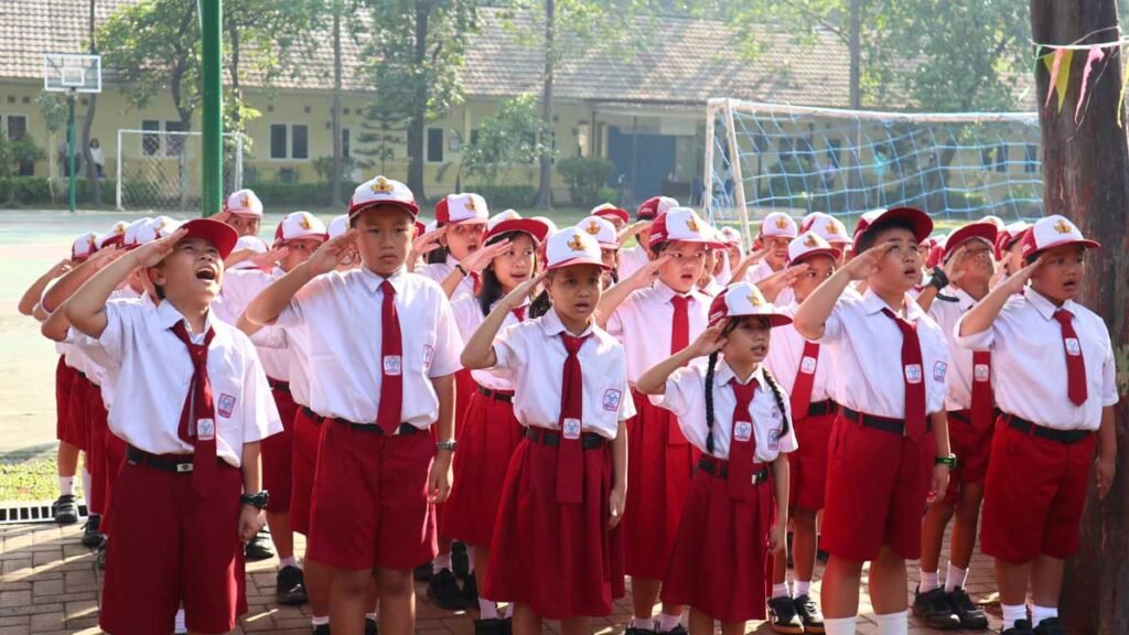 Tak Kebagian Kuota SD Negeri, Siswa di Tangerang Bisa Bersekolah Gratis di Swasta