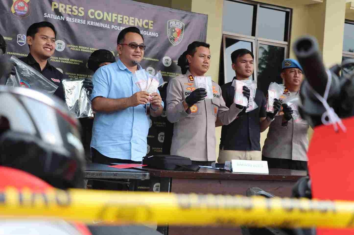 Polres Pandeglang Sita Uang Palsu Rp45,7 Juta, Residivis Jadi Tersangka Polres Pandeglang Sita Uang Palsu Rp45,7 Juta, Residivis Jadi Tersangka