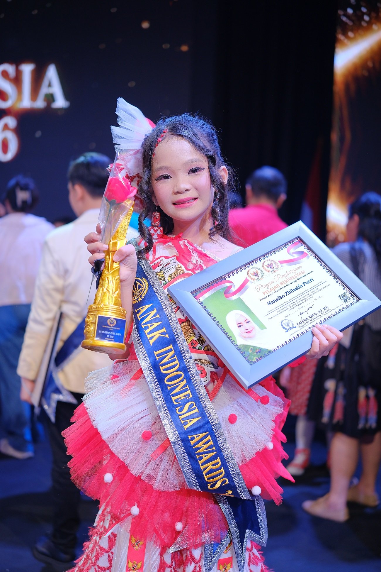 Hanaiko Zhilasifa Putri, Siswi Asal Serang Terima Anugerah Anak Indonesia Award 2026 Hanaiko Zhilasifa Putri, Siswi Asal Serang Terima Anugerah Anak Indonesia Award 2026