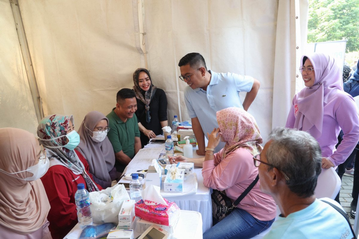 Gubernur Andra Soni Ajak Warga Banten Rutin Manfaatkan Program Cek Kesehatan Gratis Gubernur Andra Soni Ajak Warga Banten Rutin Manfaatkan Program Cek Kesehatan Gratis