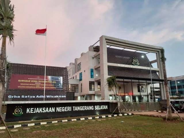 Hasil dari Perkara ITE, Kejari Tangsel Kembalikan Uang Rp14,2 Miliar ke Kas Negara Hasil dari Perkara ITE, Kejari Tangsel Kembalikan Uang Rp14,2 Miliar ke Kas Negara