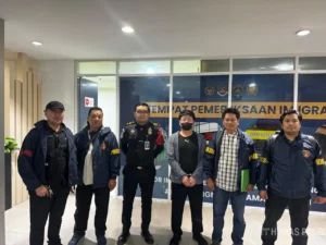 Penyelundupan Ponsel Bekas